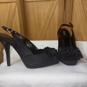 Diba Black Ruffle Slingback Heels
